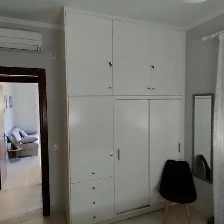 The Garden House Corfu Apartment *